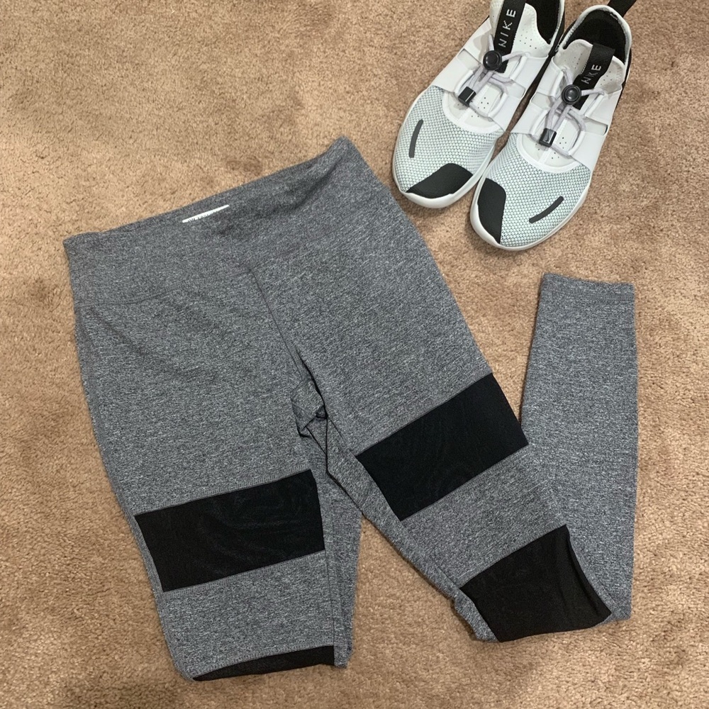 Mesh stripe workout leggings
